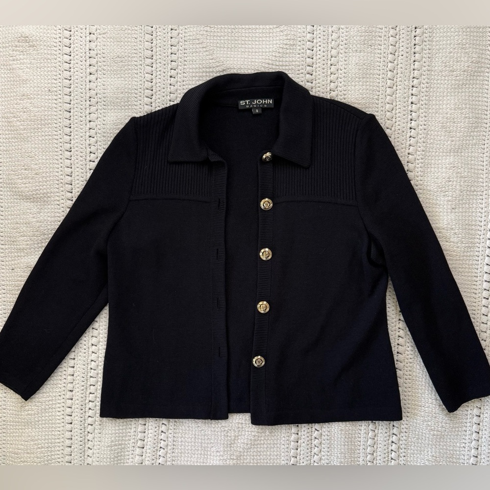 St. John Basics Santana Knit Cardigan Vintage Black Gold Button Size 8